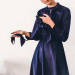 How to accessorize a navy blue dress for a wedding