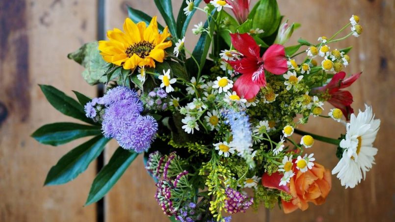 Floral Arrangements: Incorporating Fragrance for a Multi-Sensory Experience