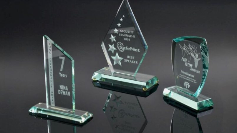 Why Choose Glass Trophies?